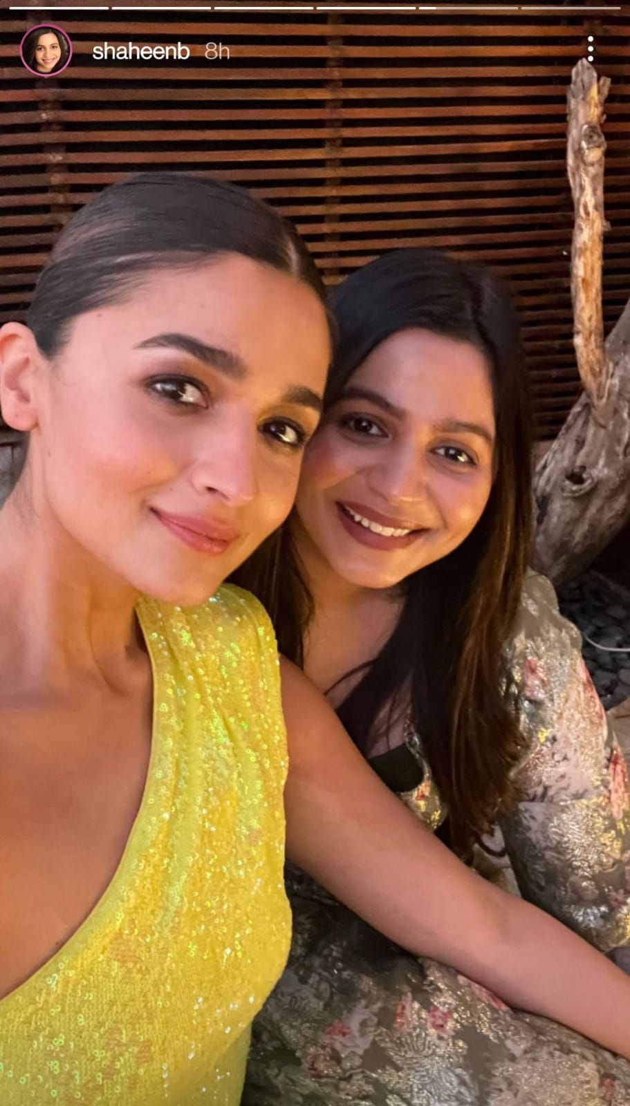 Alia Bhatt dishes out major BFF goals in latest snaps with her girl gang