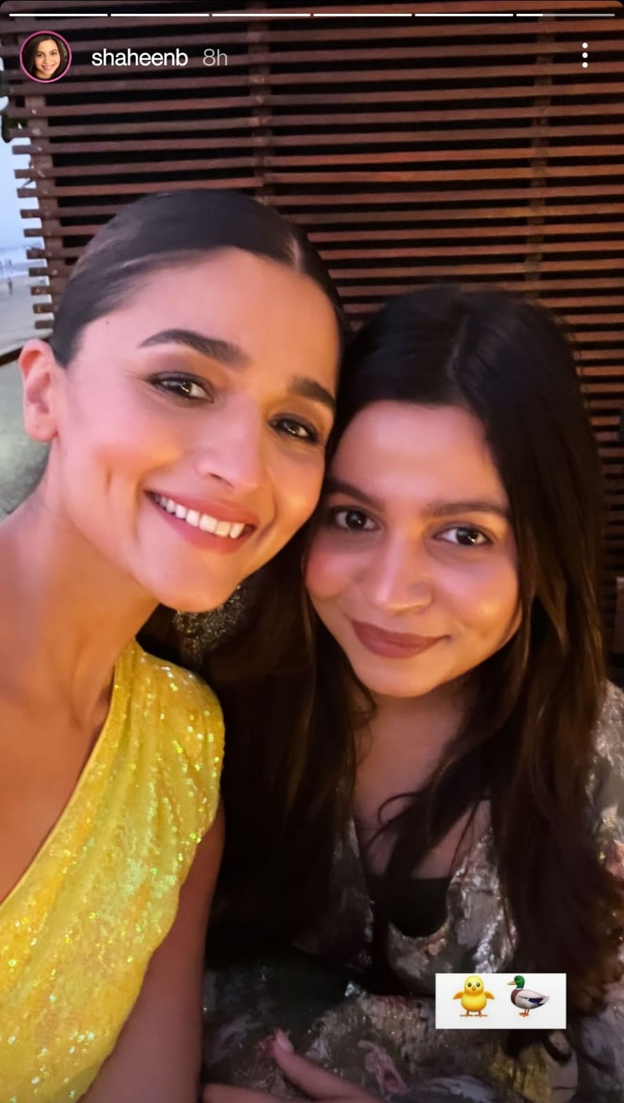 Alia Bhatt dishes out major BFF goals in latest snaps with her girl gang