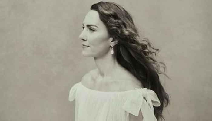 Kate Middleton unveils new portrait ahead of her 40th birthday