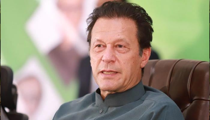 وزیراعظم عمران خان نے تمام وزراء کو دورہ چین کے دوران ہونے والے ایم او یوز پر دستخط کرنے کی تیاری کرنے کی ہدایت کردی