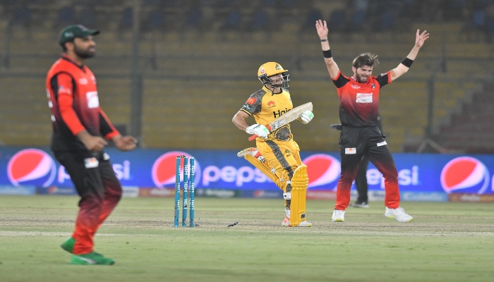 Psl 2022 Fakhar Zaman Bowlers Help Lahore Qalandars Secure 29 Run Win Over Peshawar Zalmi Geo Tv