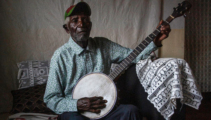 Malawian musician Giddes Chalamanda dined with the president thanks to his unlikely new stardom on TikTok