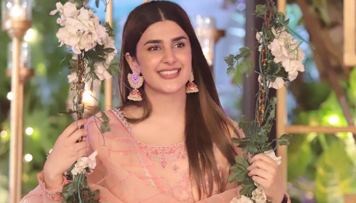 Kubra Khan had a run reply to a fan who asked her if she would ever go for an arranged marriage