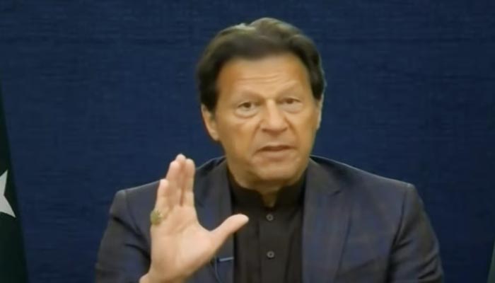 وزیر اعظم عمران خان سی این این فرید زکریا سے افغانستان کے ساتھ پاکستان کے سفارتی تعلقات کے بارے میں گفتگو کر رہے ہیں - جیو نیوز کے ذریعے اسکرین گریب