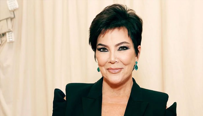 Kris Jenner holds Valentines Day party for friends