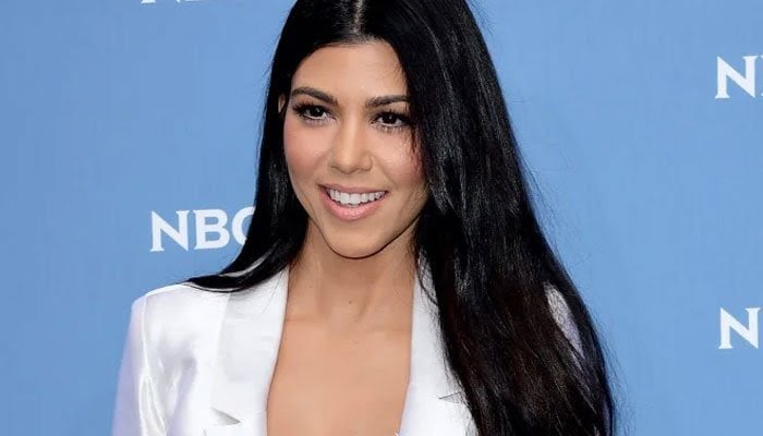 Kourtney Kardashian hails US veterans joining war in Ukraine