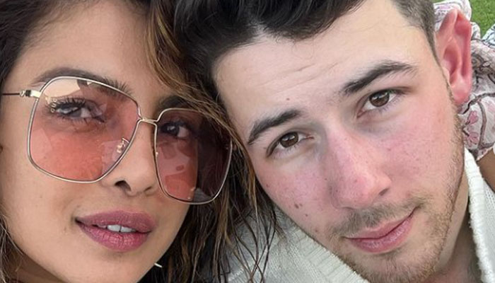 Priyanka Chopra, Nick Jonas drop some fun-filled Holi pictures