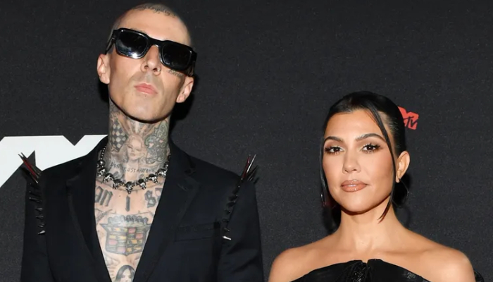 Kourtney Kardashian to join Travis Barker at 2022 Oscars?