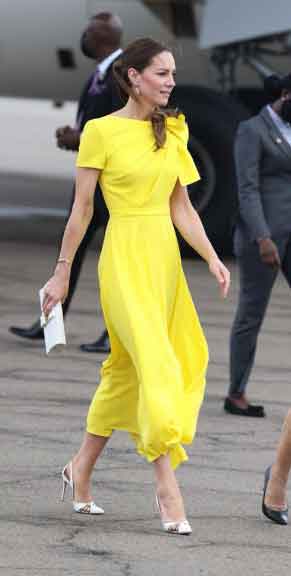 Kate Middleton changes outfit aboard plane before landing in Jamaica