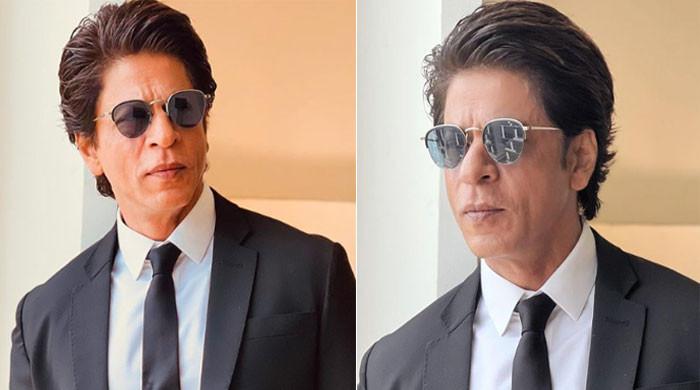 Shah Rukh Khan melts hearts in latest pictures: SEE HERE