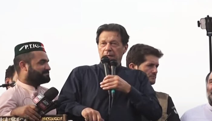 حکومت اسرائیل کو تسلیم کرے، عمران خان کا چارسدہ ورکرز کنونشن سے خطاب