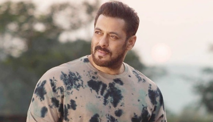 Salman Khan fulfills work commitments amid death threats, jets off to Hyderabad