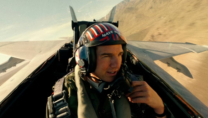 Tom Cruise and Top Gun: Maverick cast performed high-flying stunts without VFX