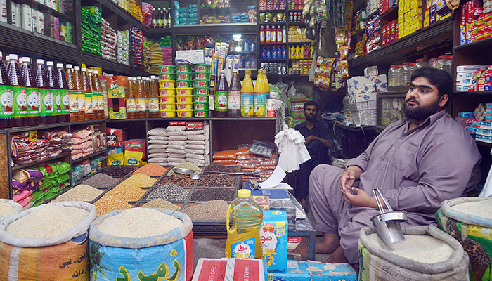 سندھ کے بعد پنجاب میں توانائی کے تحفظ کے لیے مارکیٹیں رات 9 بجے بند کر دی جائیں گی۔