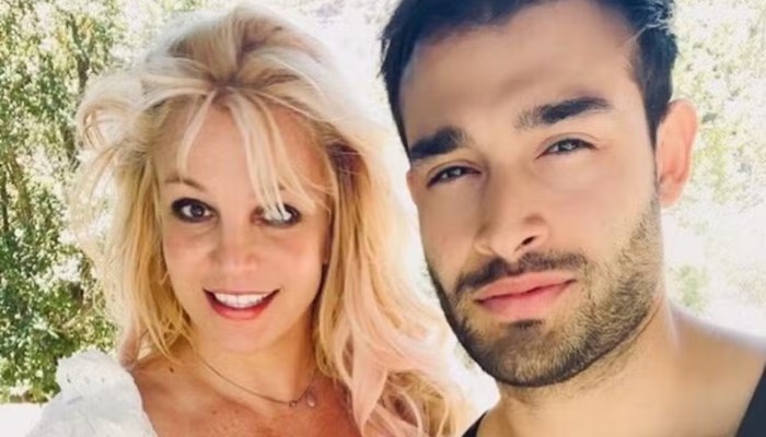 Britney Spears enthrals fans with surprise appearance in West Hollywood with Sam Asghari