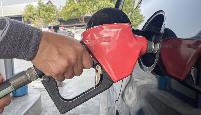 Petrol and diesel prices may go up by Rs 10-17 litre — Canva/file