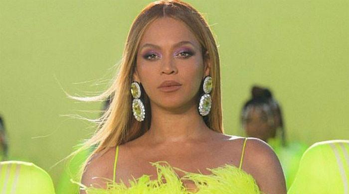 Beyoncé Hints At Jay Z’s Cheating Scandal, Solange Elevator Incident In ...