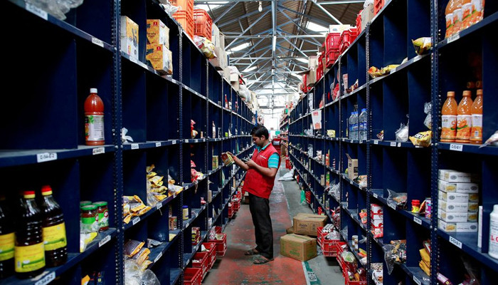 india-e-commerce-firms-ramp-up-hiring-of-delivery-workers