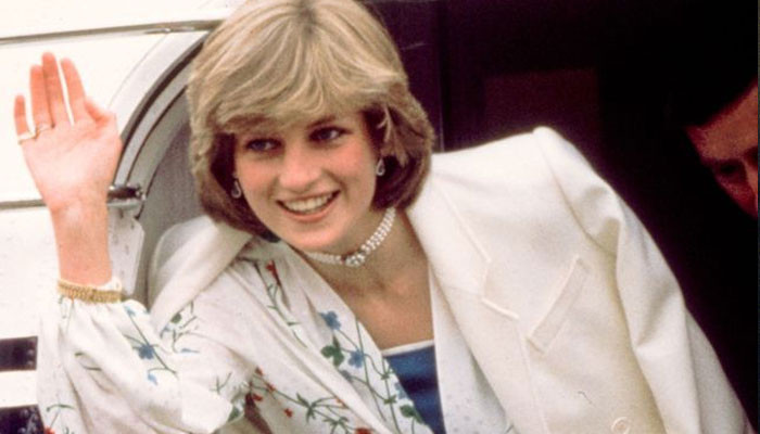 Princess Diana was 'unhappy' with Queen forcing her divorce to Charles ...