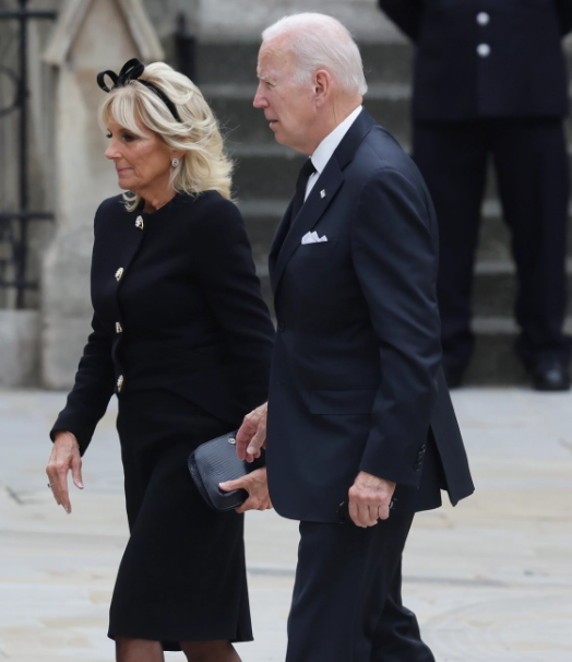 Guests arrive at Westminster Hall for Queen’s funeral procession