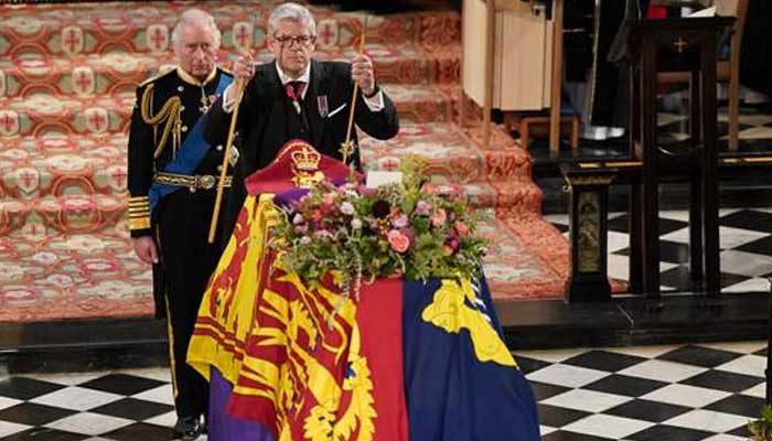 Queens coffin lowered into Royal Vault