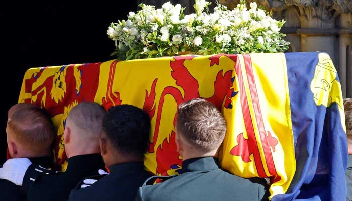 Queens coffin lowered into Royal Vault