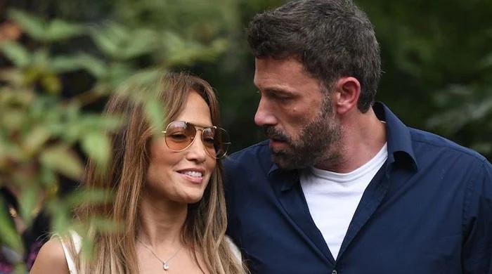 ‘Atlas’: Ben Affleck pays visit to Jennifer Lopez on her set