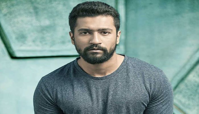 Vicky Kaushal shares a cute video with mother on her birthday