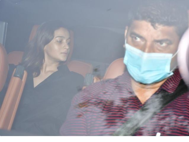 Alia Bhatt discharges from hospital after giving birth to baby girl: See pictures