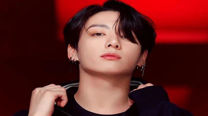 BTS' Jungkook trends on Twitter after being spotted on Qatar streets ...