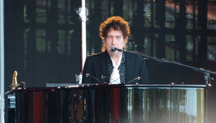 Bob Dylan shares views on his new book The Philosophy of Modern Song