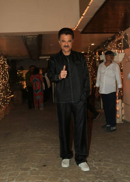 Anil Kapoor celebrates 66th birthday with Farah Khan, Jackie Shroff, David Dhawan and more