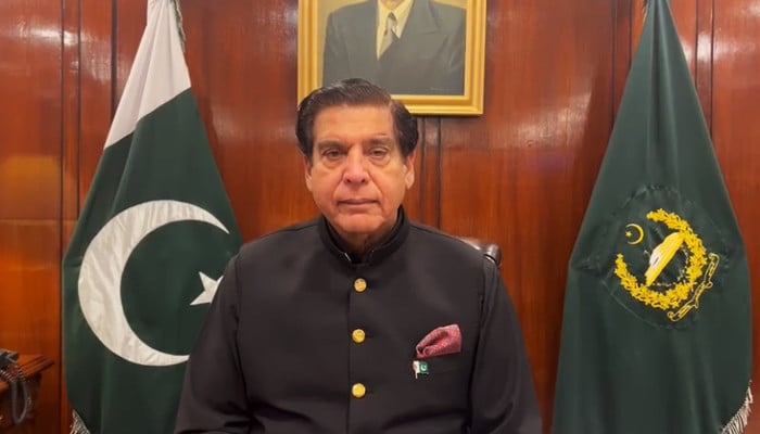 قومی اسمبلی کے سپیکر چاہتے ہیں کہ پی ٹی آئی کے اراکین اسمبلی استعفوں کی یکے بعد دیگرے تصدیق کریں، مکمل طور پر نہیں۔