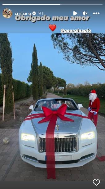 Georgina Rodriguez treats Cristiano Ronaldo to a Rolls-Royce as Christmas present