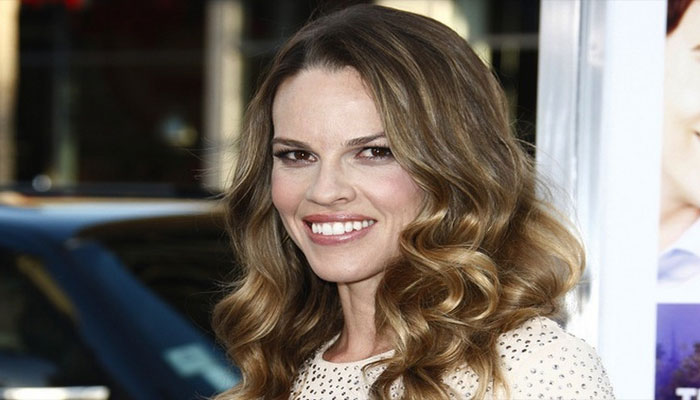 Pregnant Hilary Swank says twins are Two Gifts of a Lifetime in a sweet Christmas post