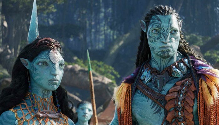 James Cameron says he didnt want to ‘fetishize the gun’ in ‘Avatar 2’