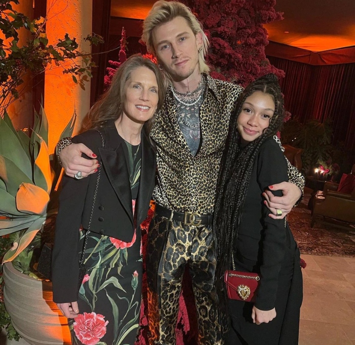 Machine Gun Kelly share rare glimpses with mother and daughter of Christmas celebration