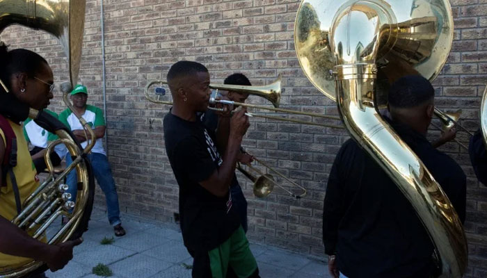 Cape Town carnival returns after two-year break