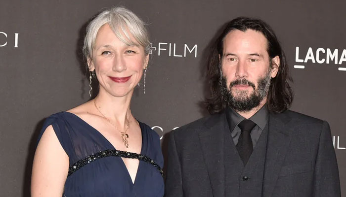 Keanu Reeves fears ladylove Alexander Grant will deny his marriage proposal