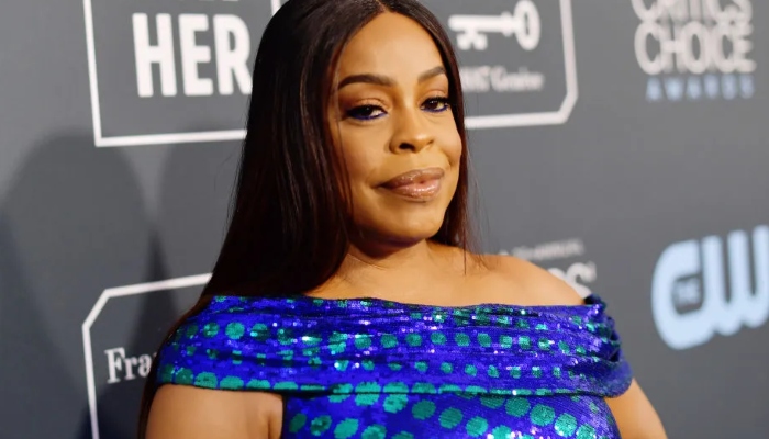 Niecy Nash jokes her mother thought she wasnt a good dramatic actress: In Critics Choice winning speech