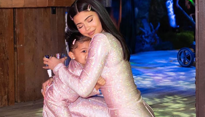 Kylie Jenner leaves sweet wish for daughter Stormi with photos on her ...