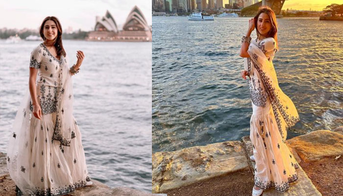 Sara Ali Khan poses in front of the Sydney Opera House