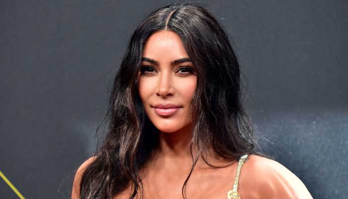 Kim Kardashian amazes fans with her latest stunt