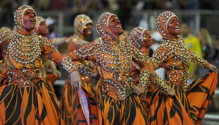 Rio carnival returns, celebrating ‘life, democracy’