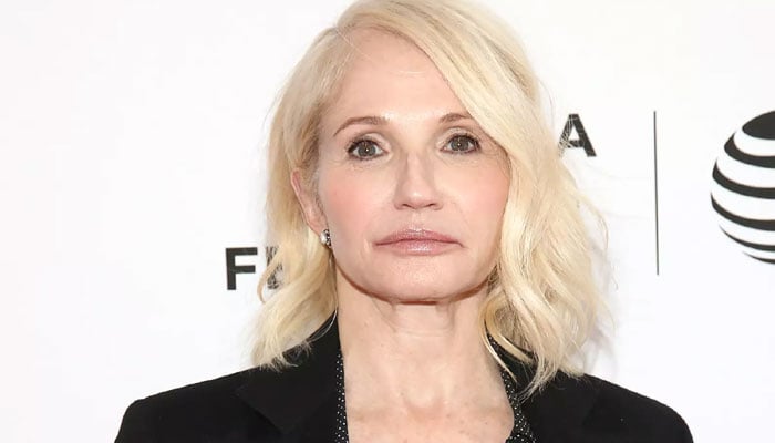 Sea of Love director tore off my merkin during scene: Ellen Barkin