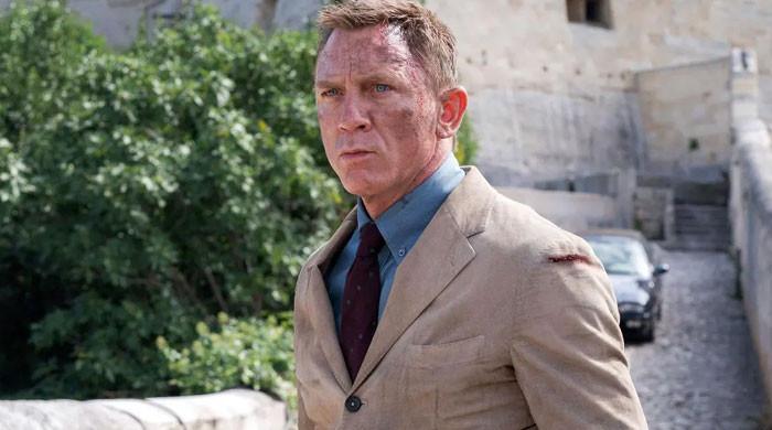 Ian Fleming's estate supports 'James Bond' edits