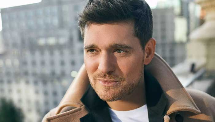 Michael Buble believes he looks 15lbs fatter without his beard