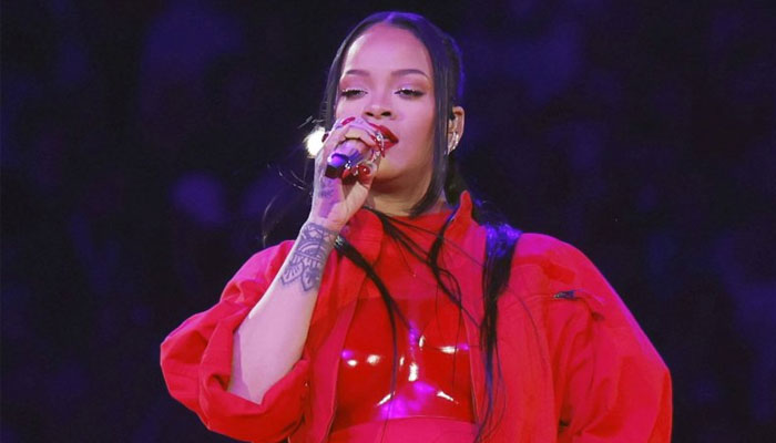 How to recreate Rihanna's iconic Super Bowl Halftime Show look with Fenty 