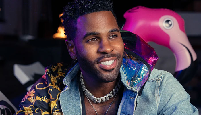 Jason Derulo tips Nebraska restaurant waiter $5000