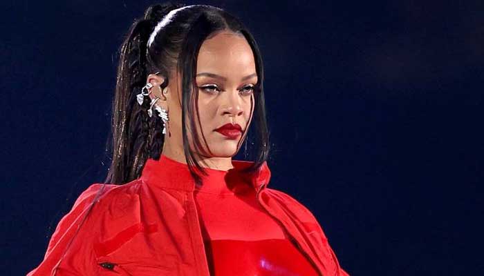 Rihanna gears up to set Oscars stage on fire